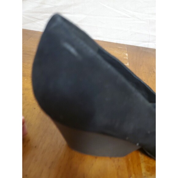 Eileen Fisher Hawk Black Suede Chunky Pump Heels Shoes Size 7.5 - Picture 9 of 9